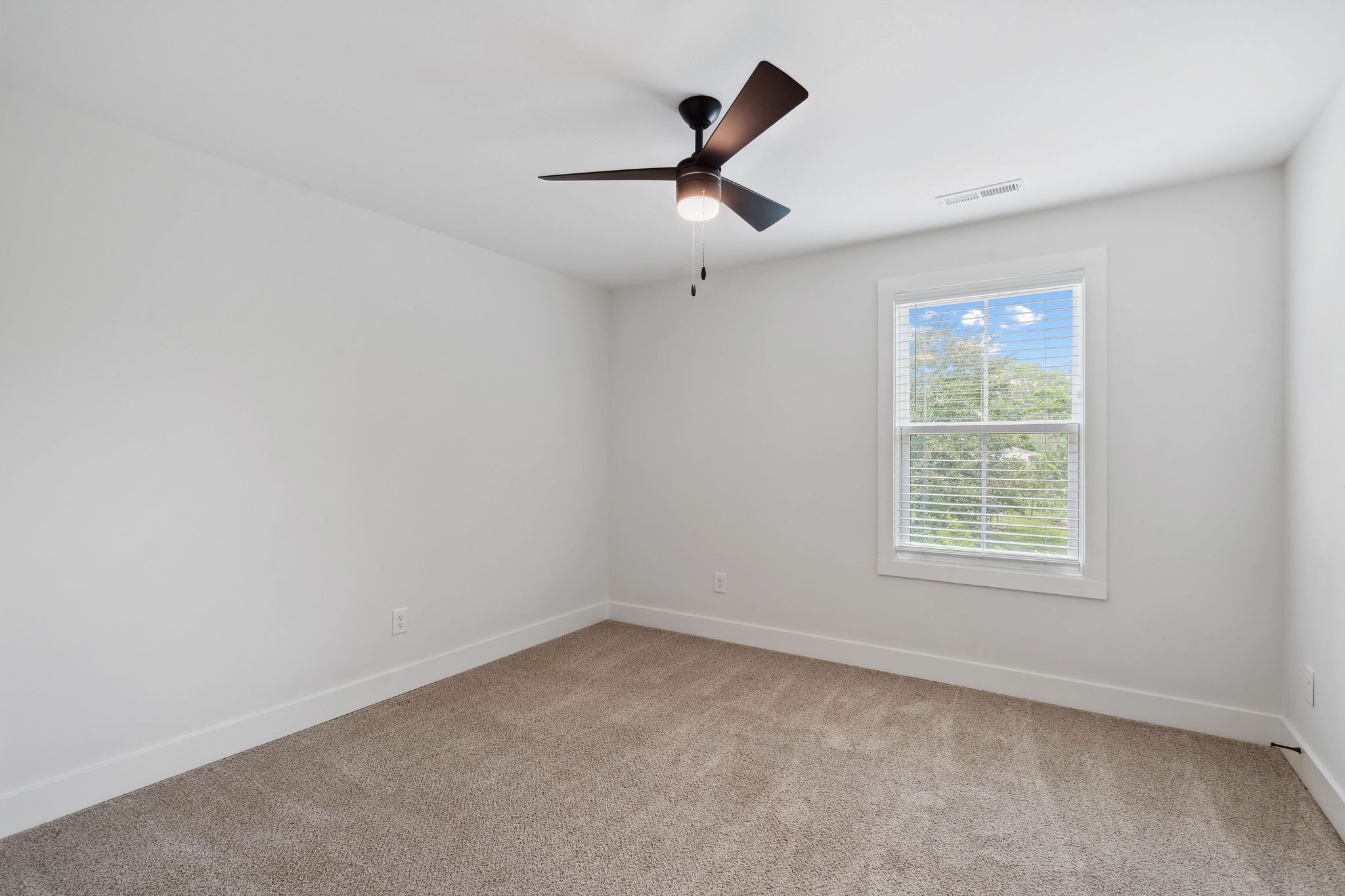 962 Belmont Rd Property Photo 26