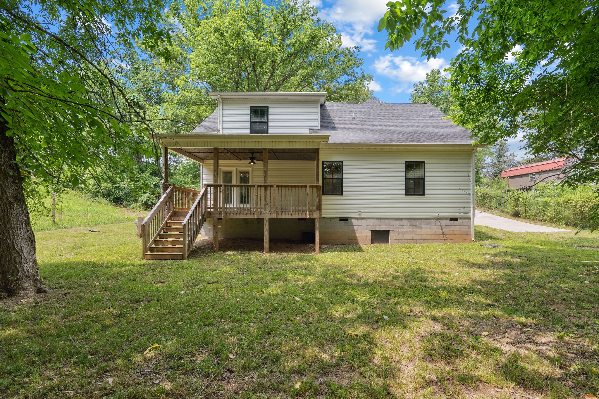 962 Belmont Rd Property Photo 40