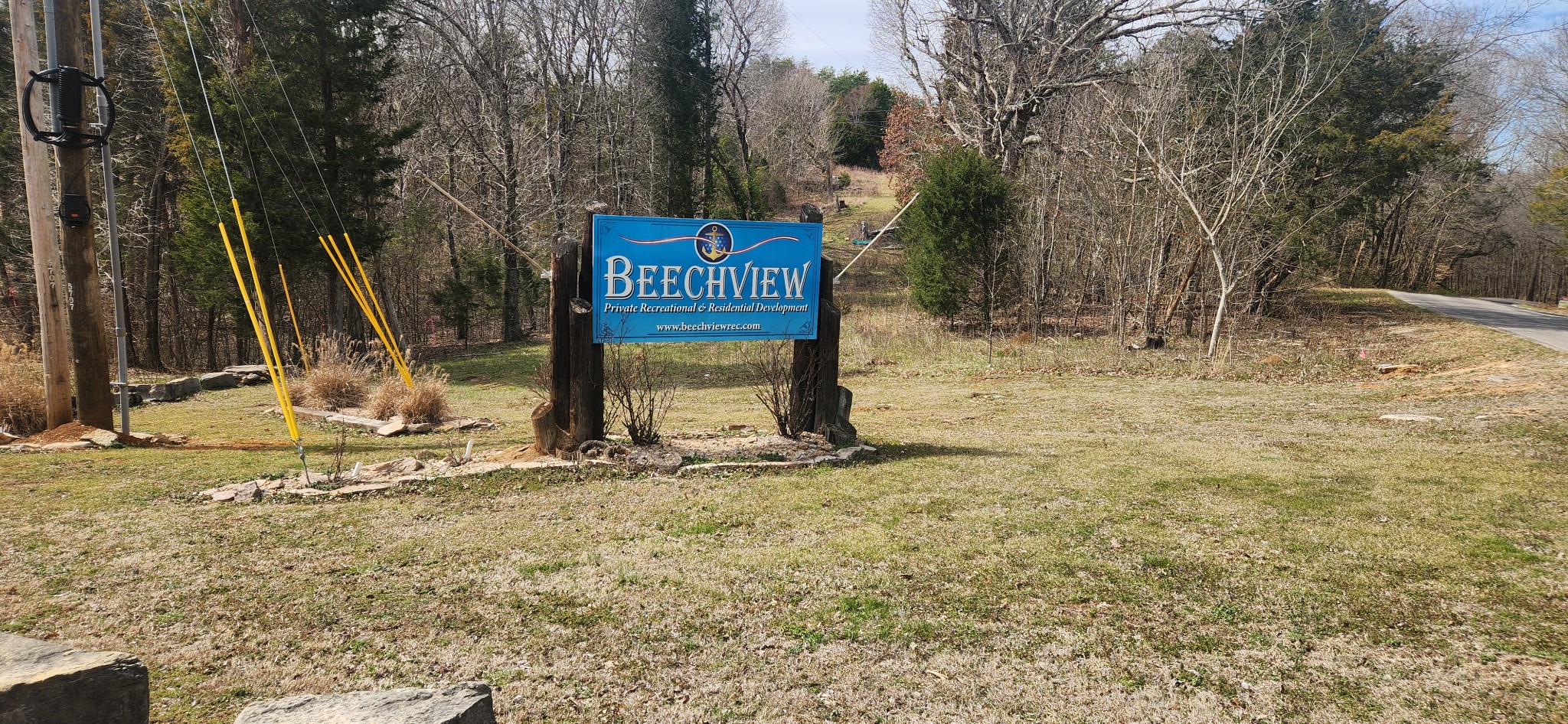 702 River Road Property Photo 2