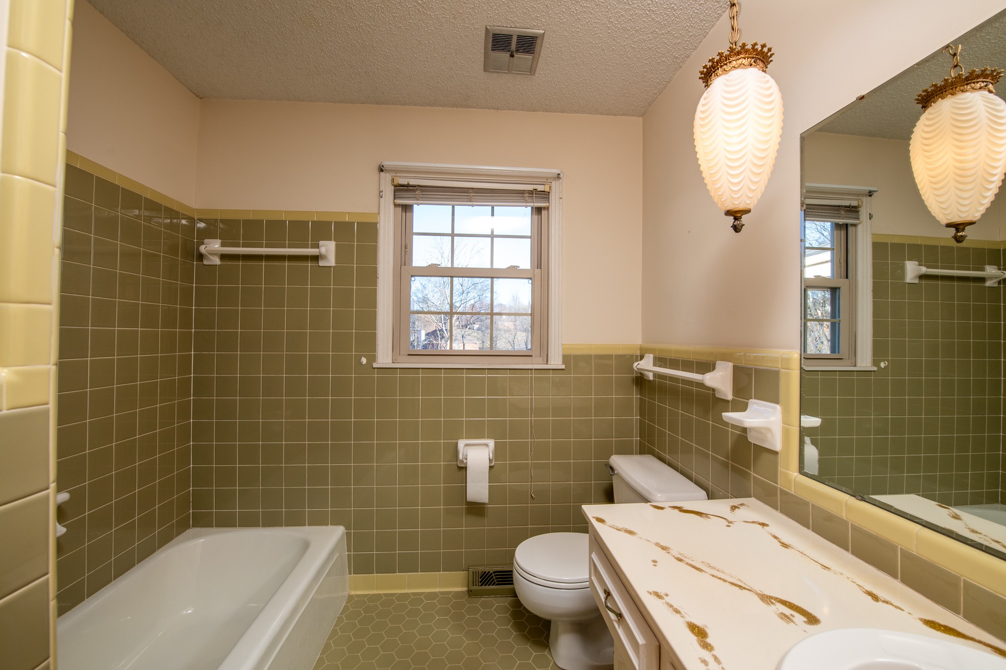 603 E Angela Cir Property Photo 15