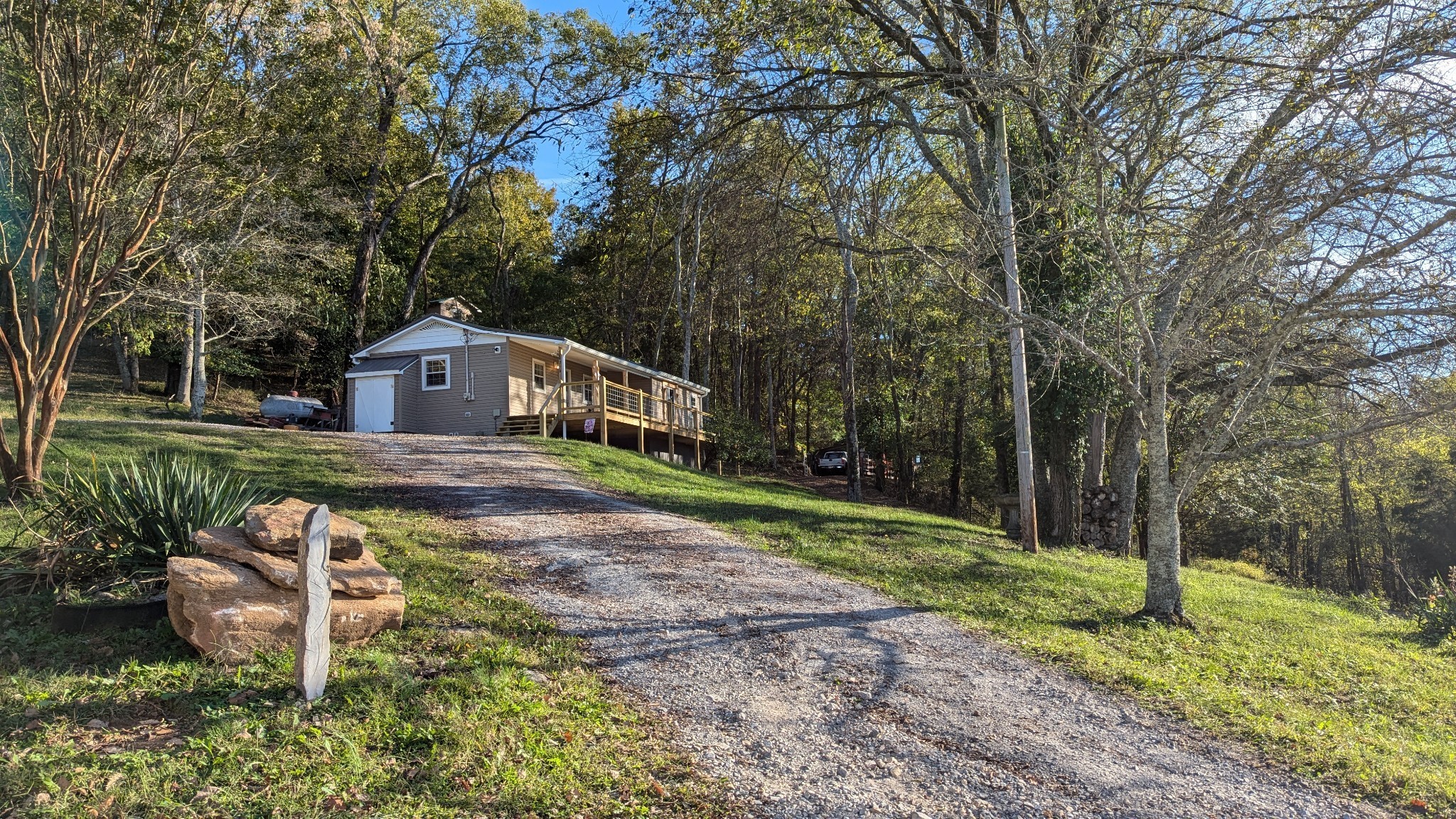 246 Happy Mountain Rd Property Photo 3