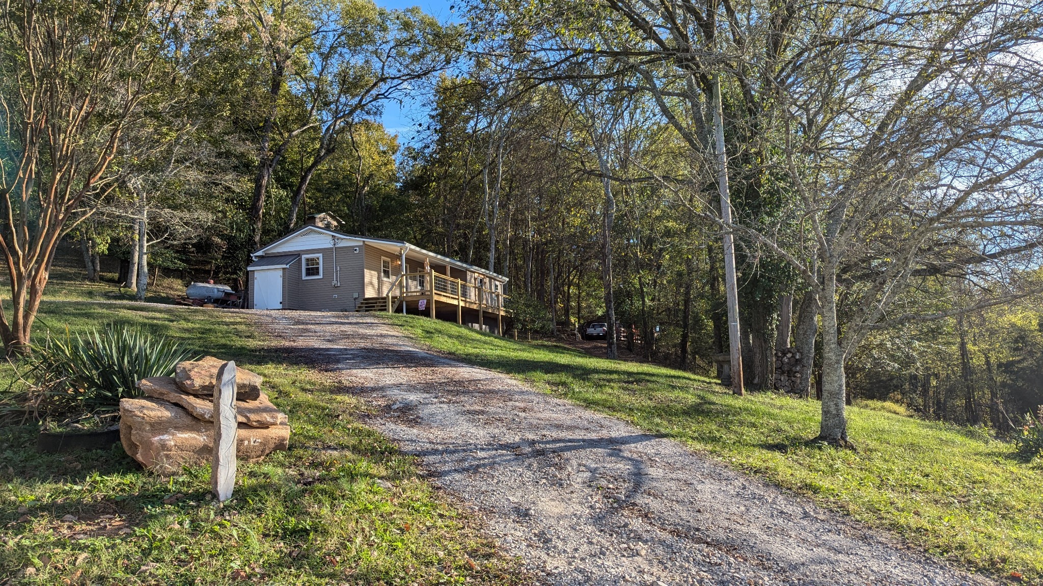 246 Happy Mountain Rd Property Photo 3