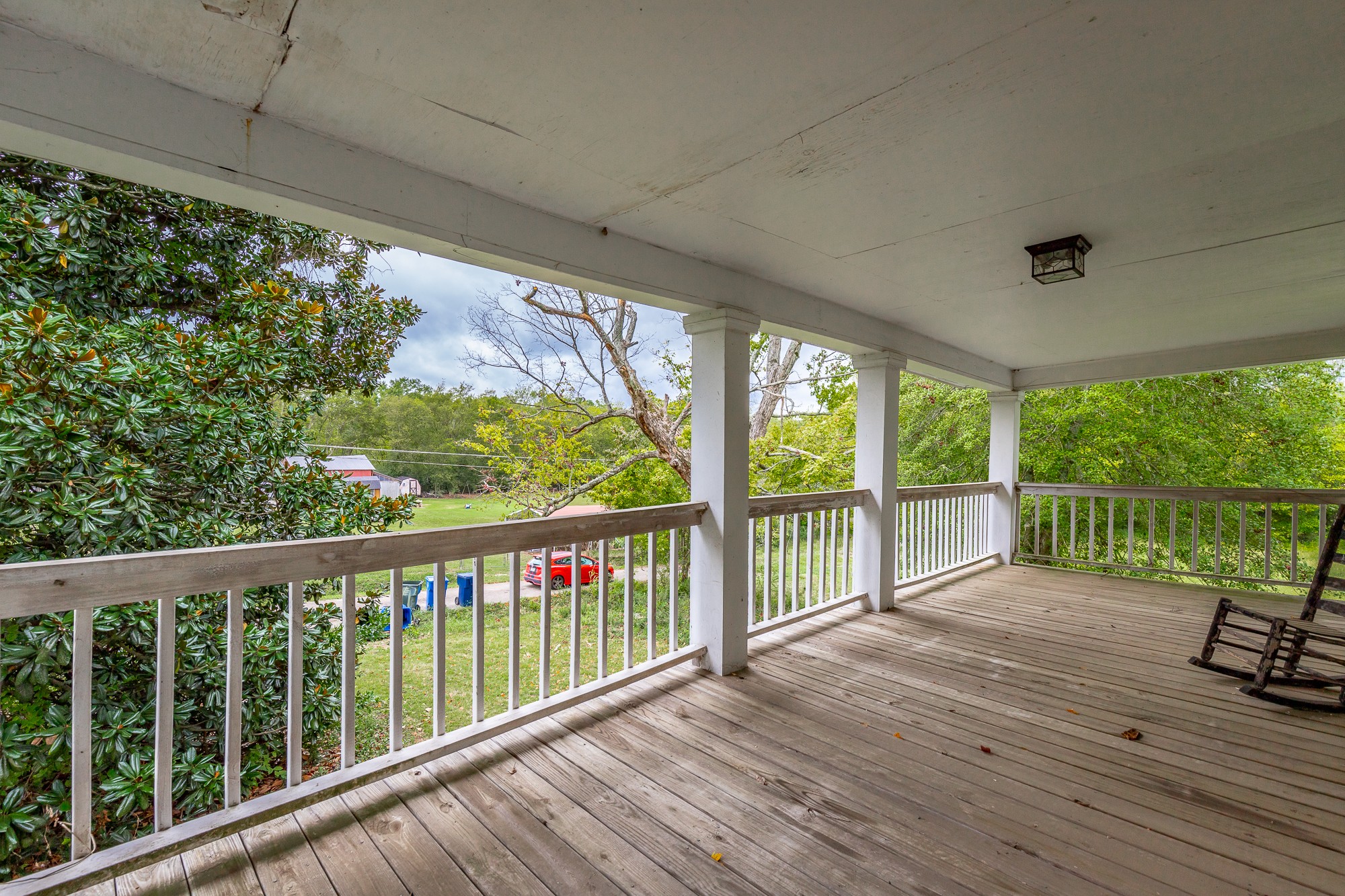 2419 Maple St Property Photo 6