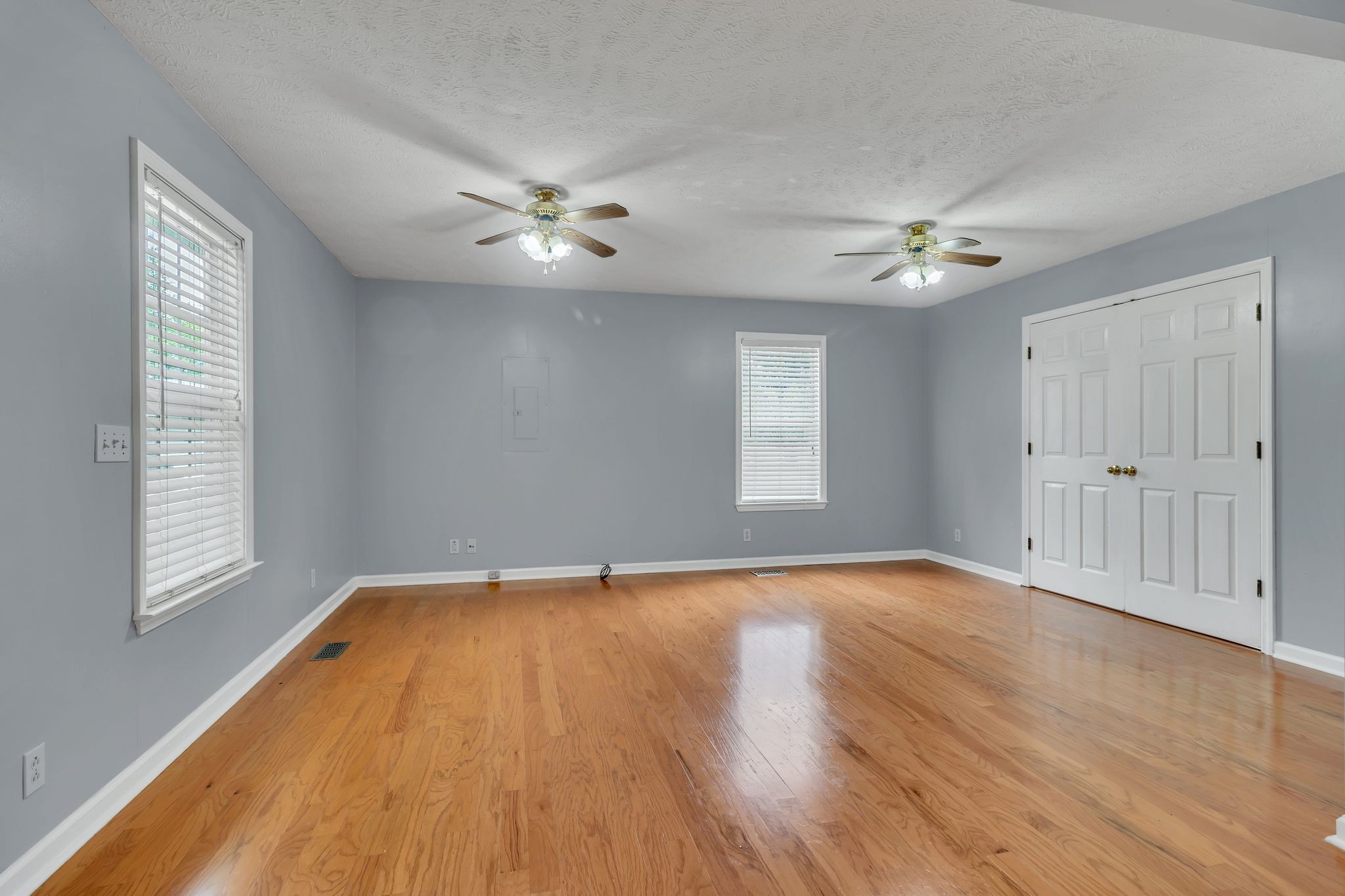 2536 Crescent Meadows Ct Property Photo 8