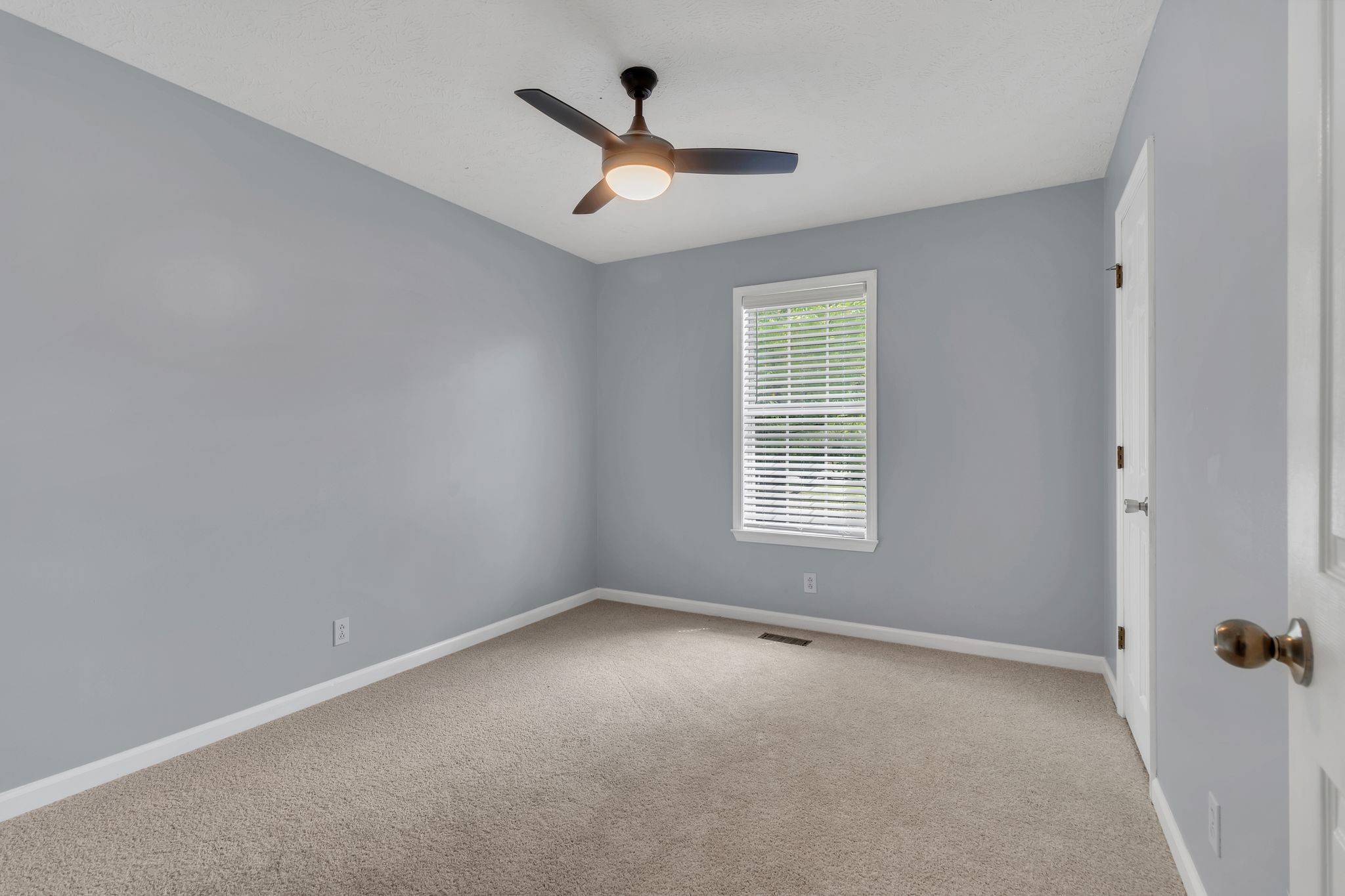 2536 Crescent Meadows Ct Property Photo 15