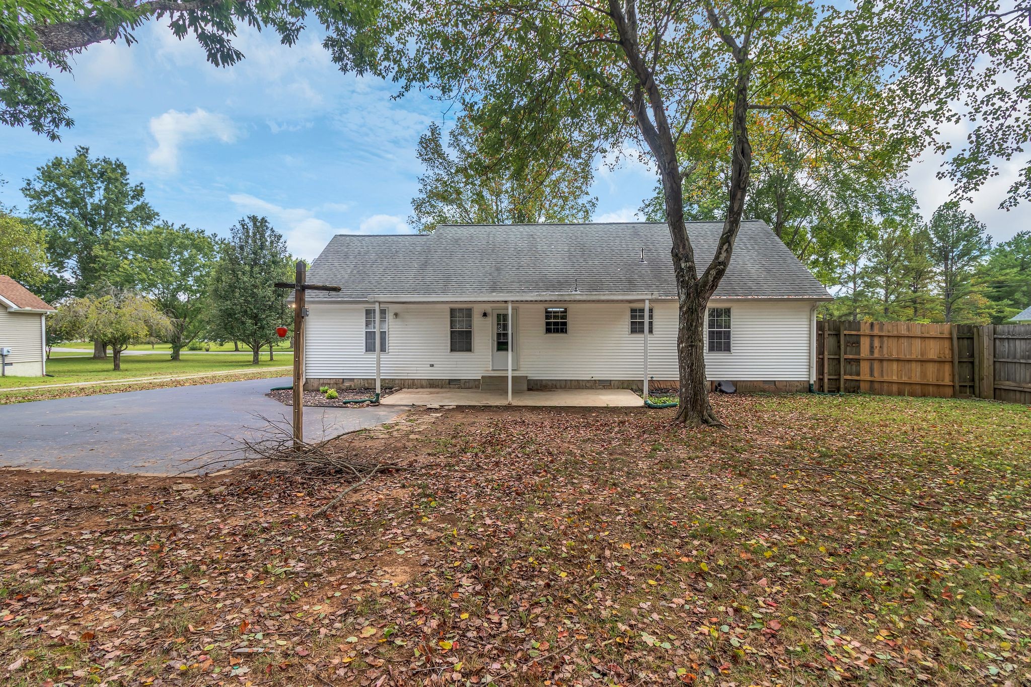 2536 Crescent Meadows Ct Property Photo 22