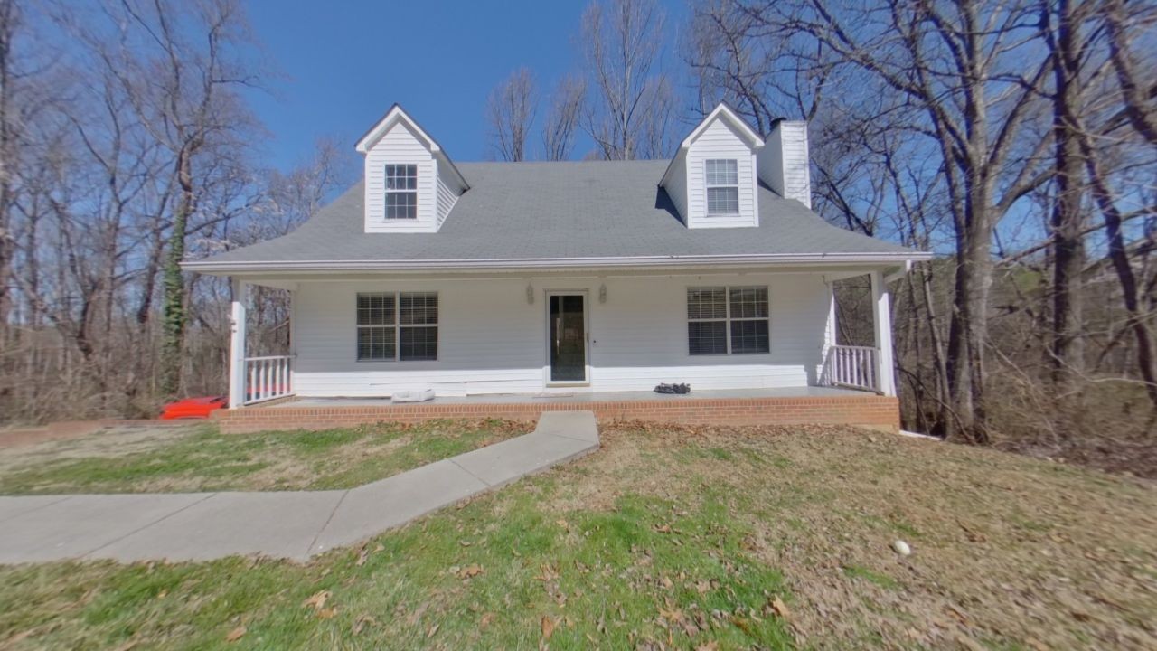 1050 Briar Ct Property Photo