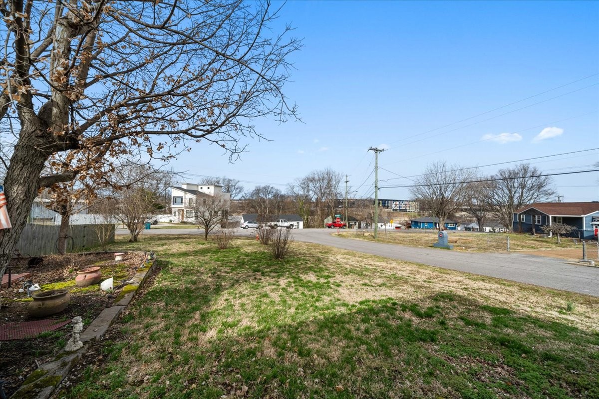 519 Southern Turf Dr Property Photo 10