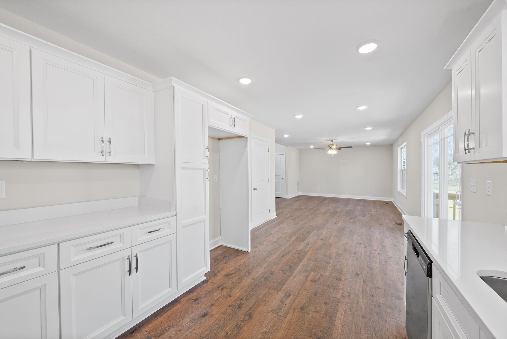 1230 Elizabeth Lane Property Photo 11