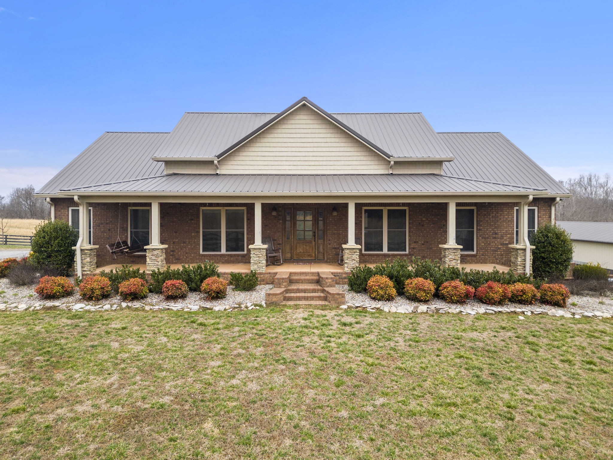1147 Leo Baker Rd Property Photo 1
