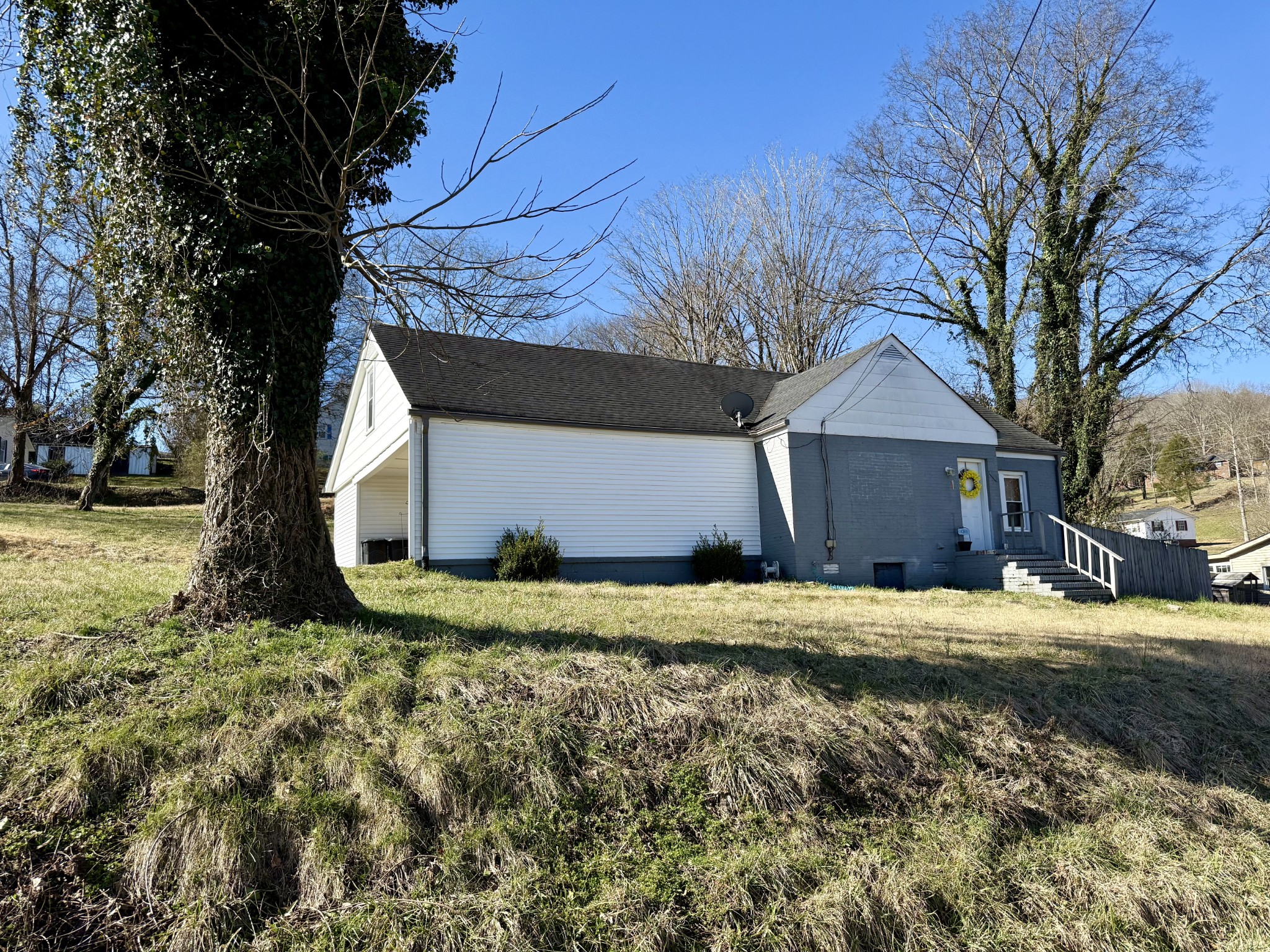 106 Read Ave Property Photo 2