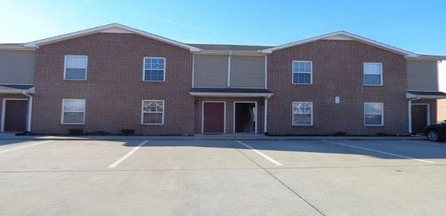 812 Oak Arbor Ct Property Photo 1