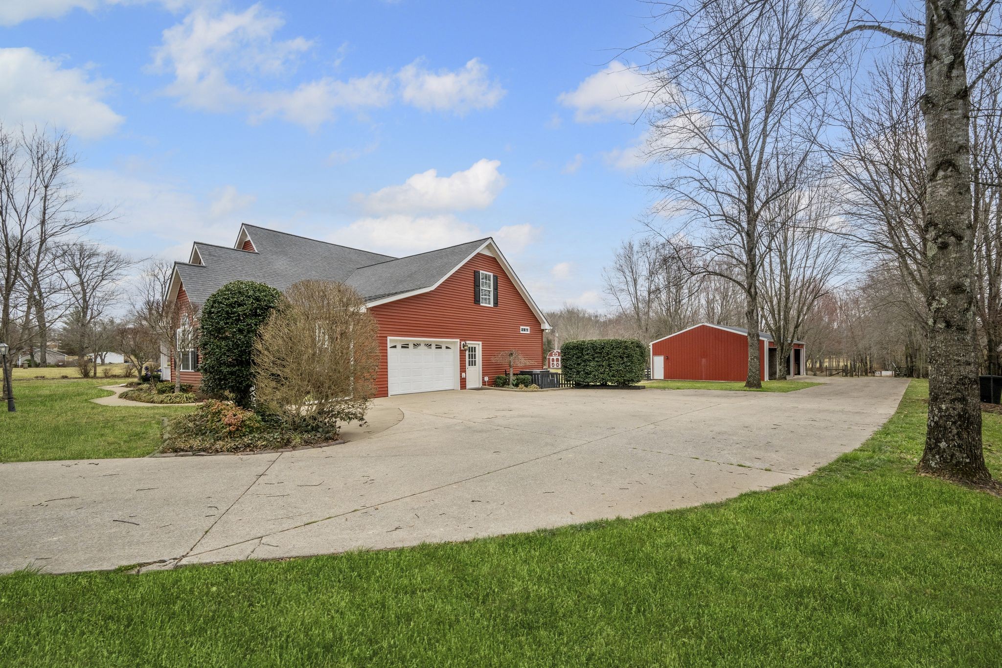 194 Fairview Rd Property Photo 40