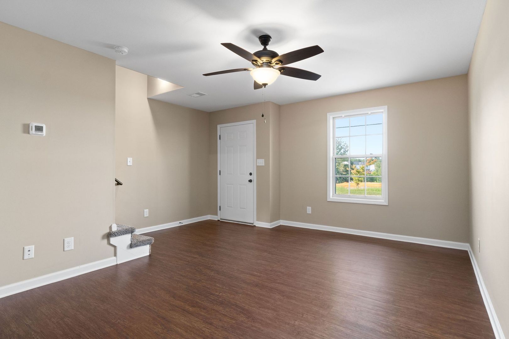 1269 Parkway Pl Property Photo 6