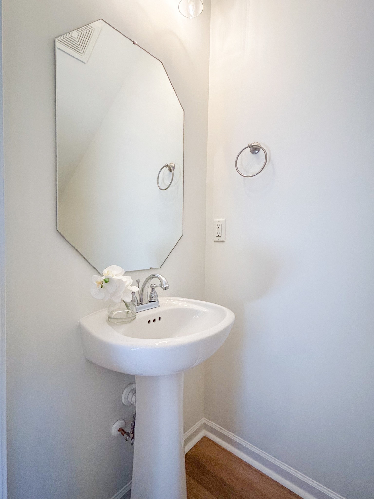 1087 Achiever Cir Property Photo 15