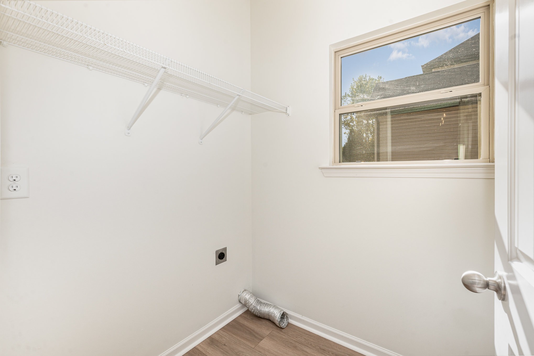 1087 Achiever Cir Property Photo 23