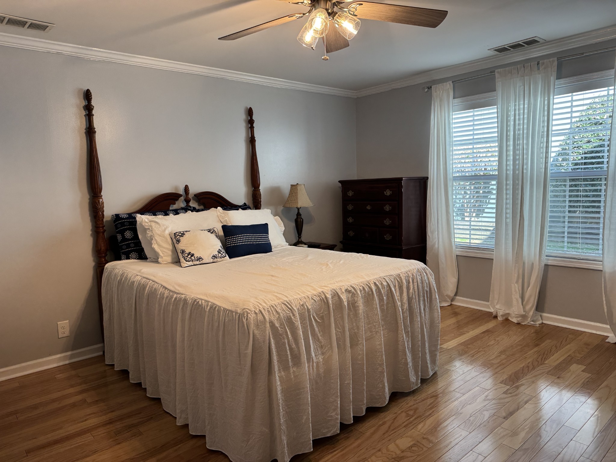 1353 Highway 12, S Property Photo 12