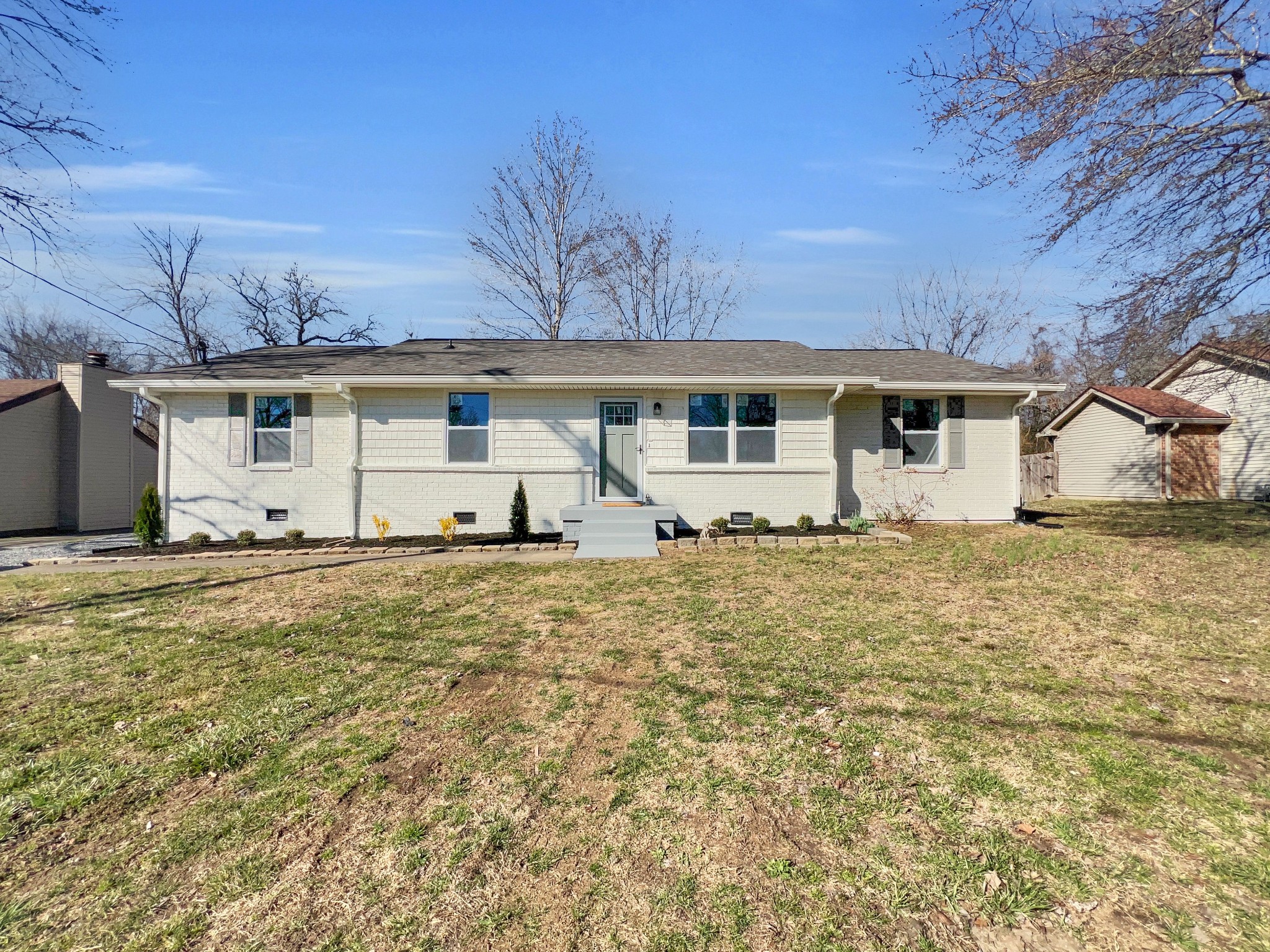 331 Raindrop Ln Property Photo 1