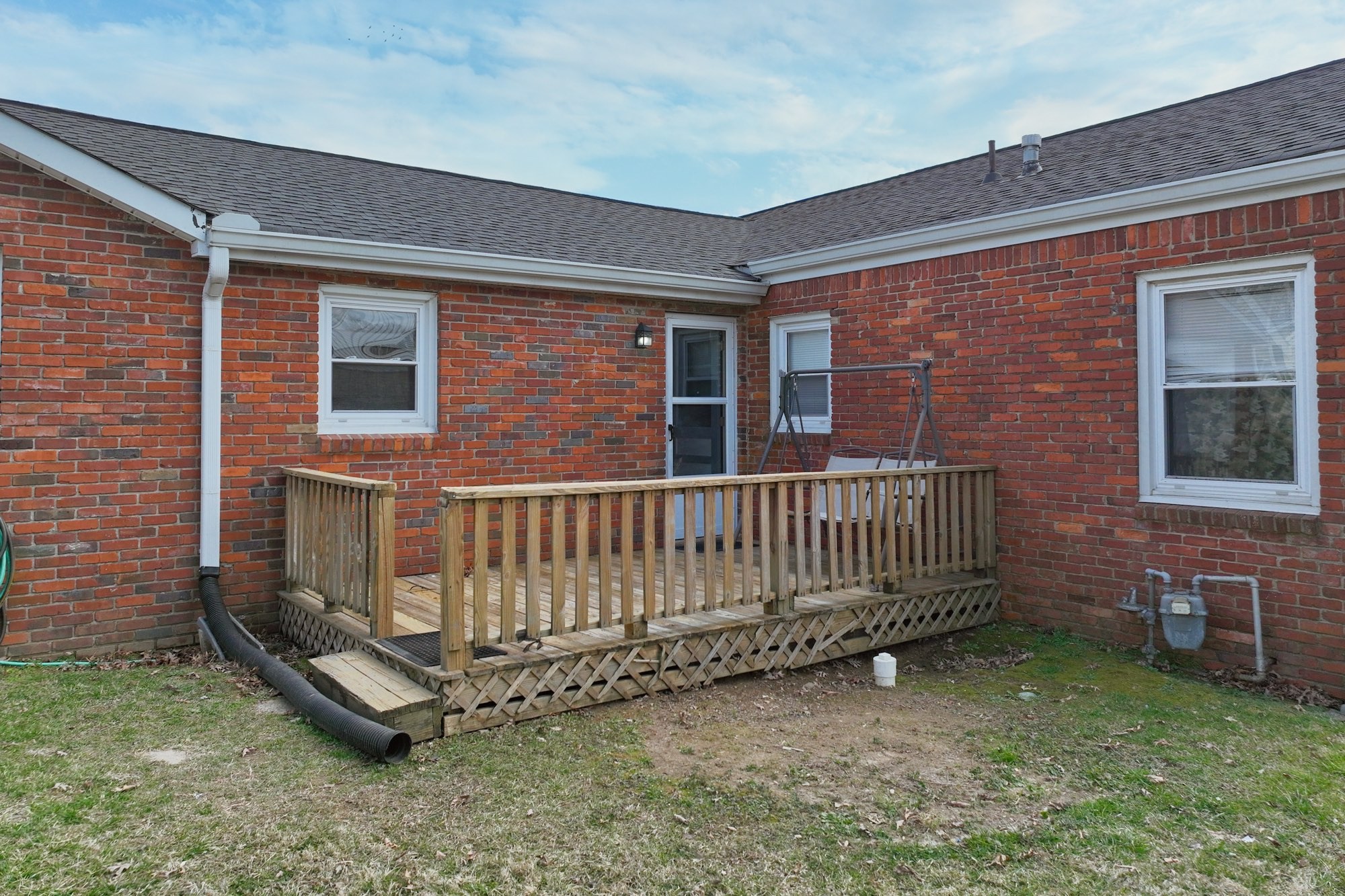 210 Bratton Ave Property Photo 5