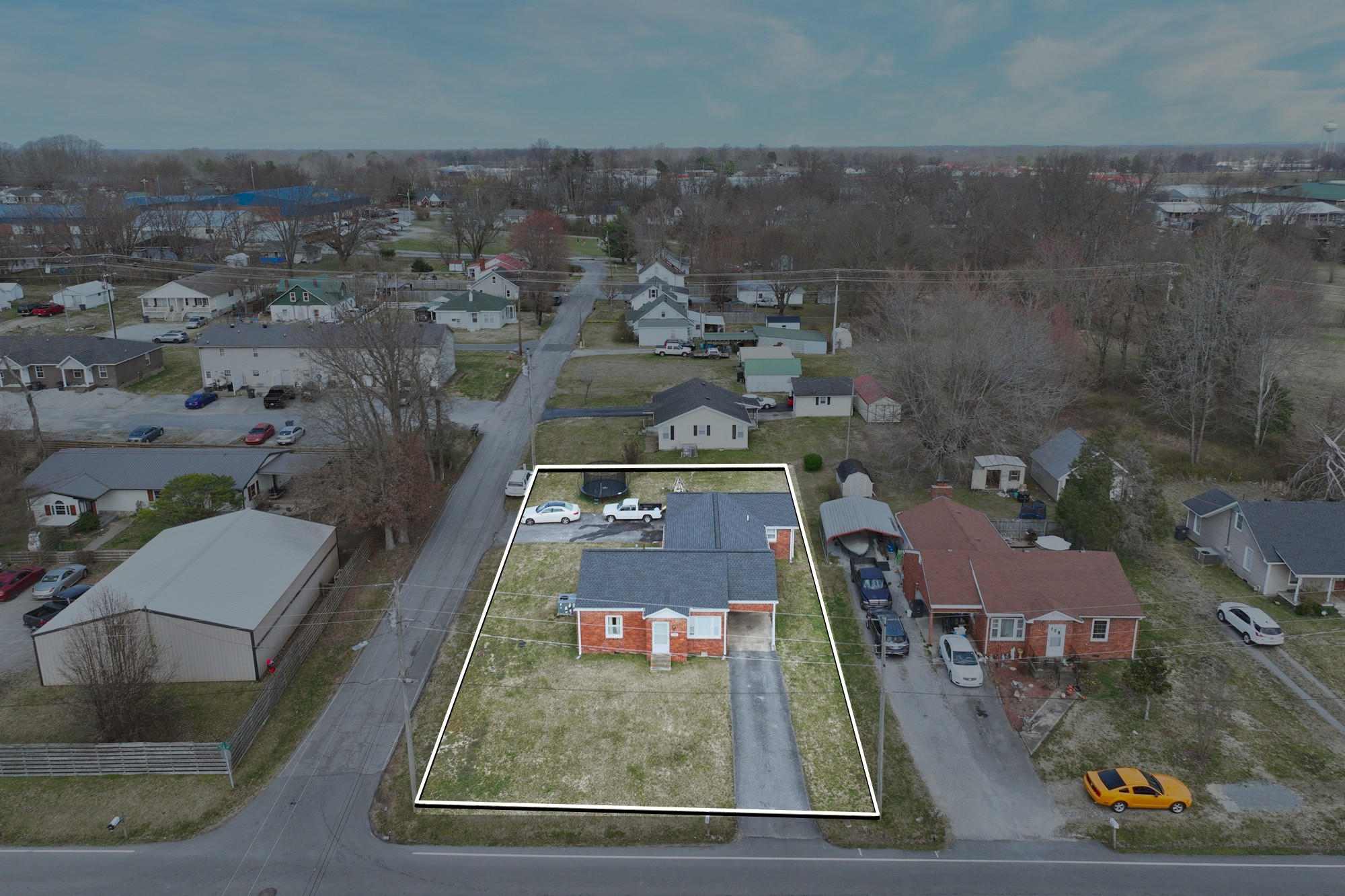 210 Bratton Ave Property Photo 8