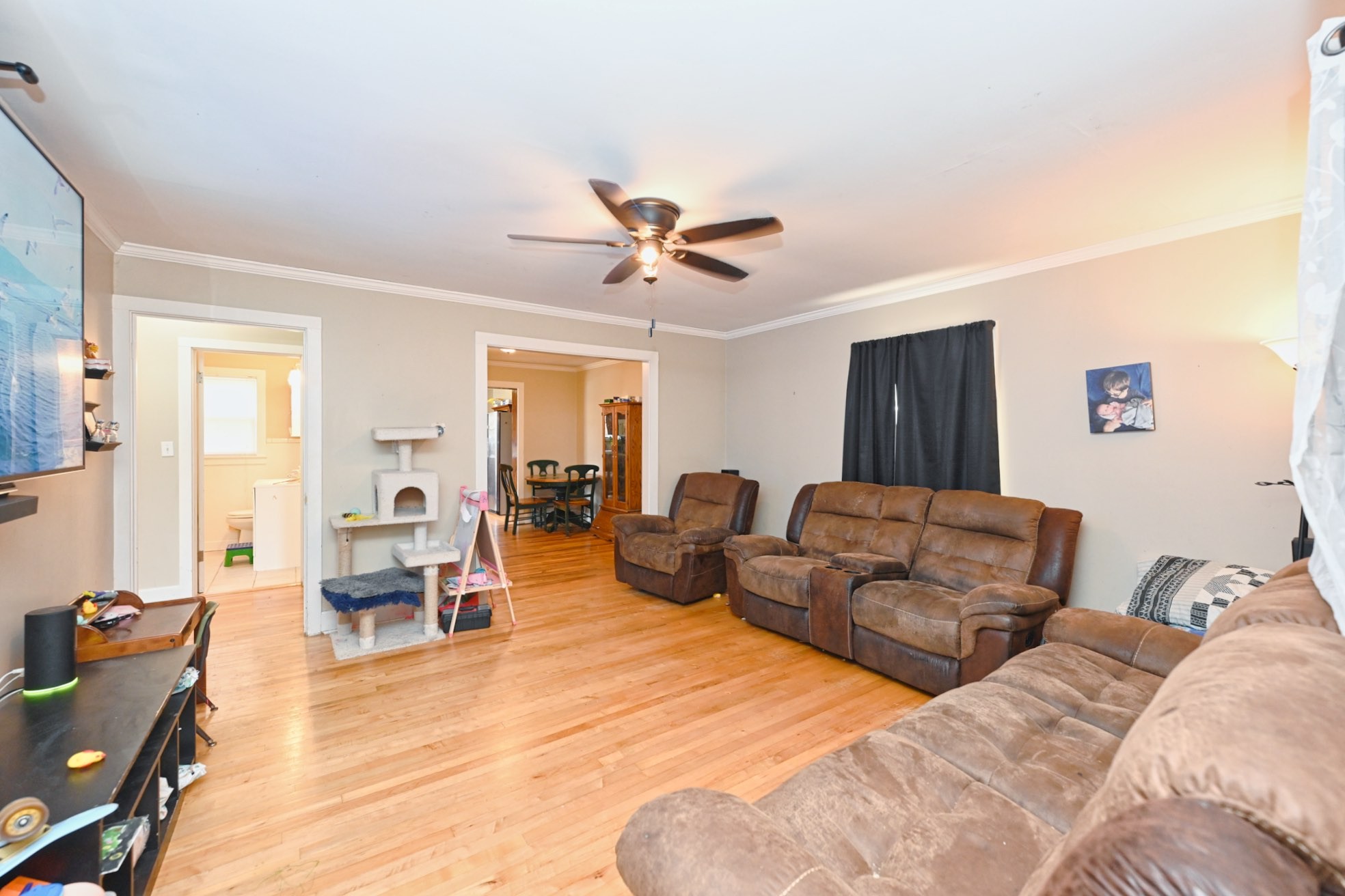 210 Bratton Ave Property Photo 10