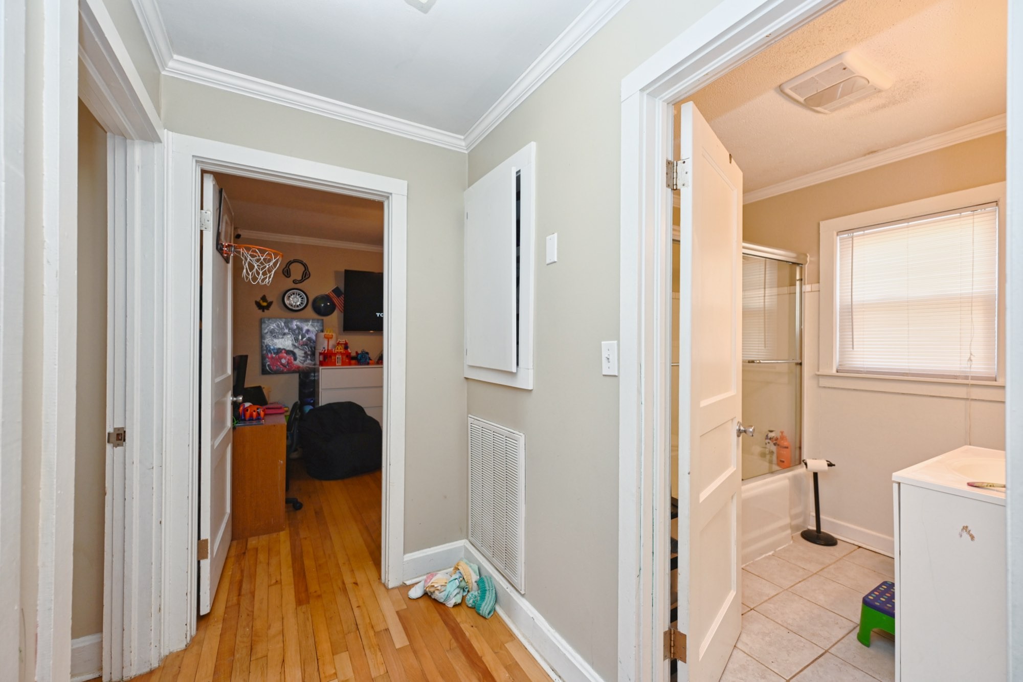 210 Bratton Ave Property Photo 22