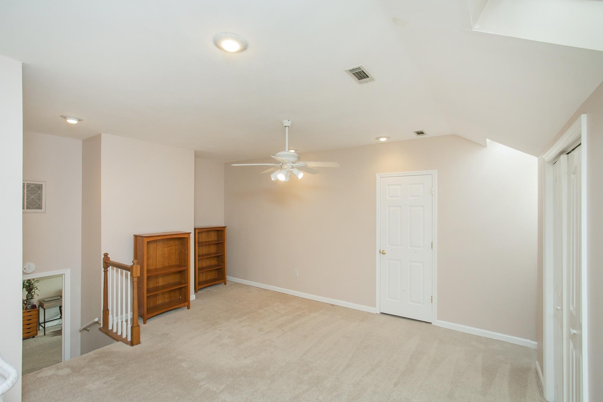 704 Wabash Pl Property Photo 7
