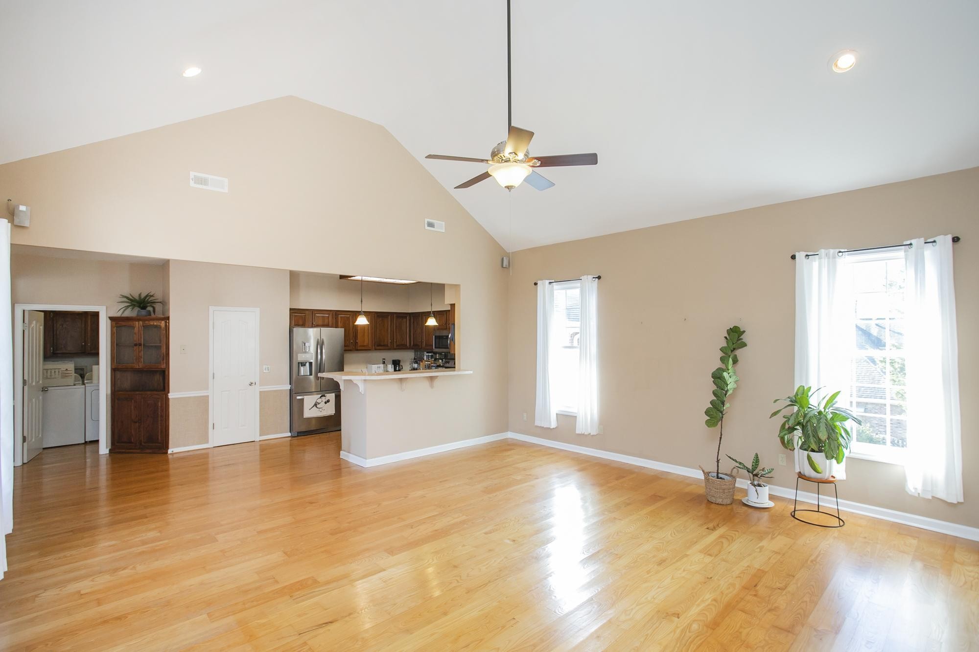 704 Wabash Pl Property Photo 16