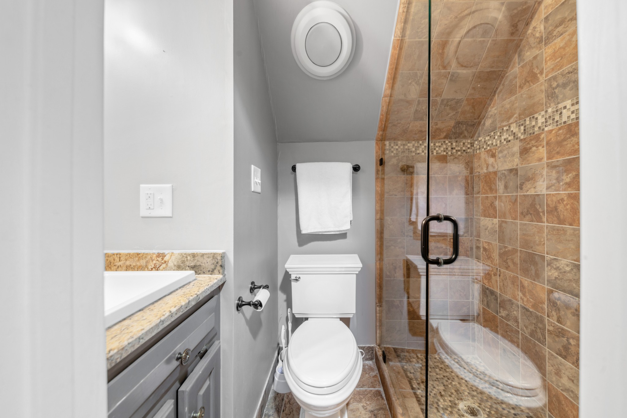 103 Wellesley Pl Property Photo 75