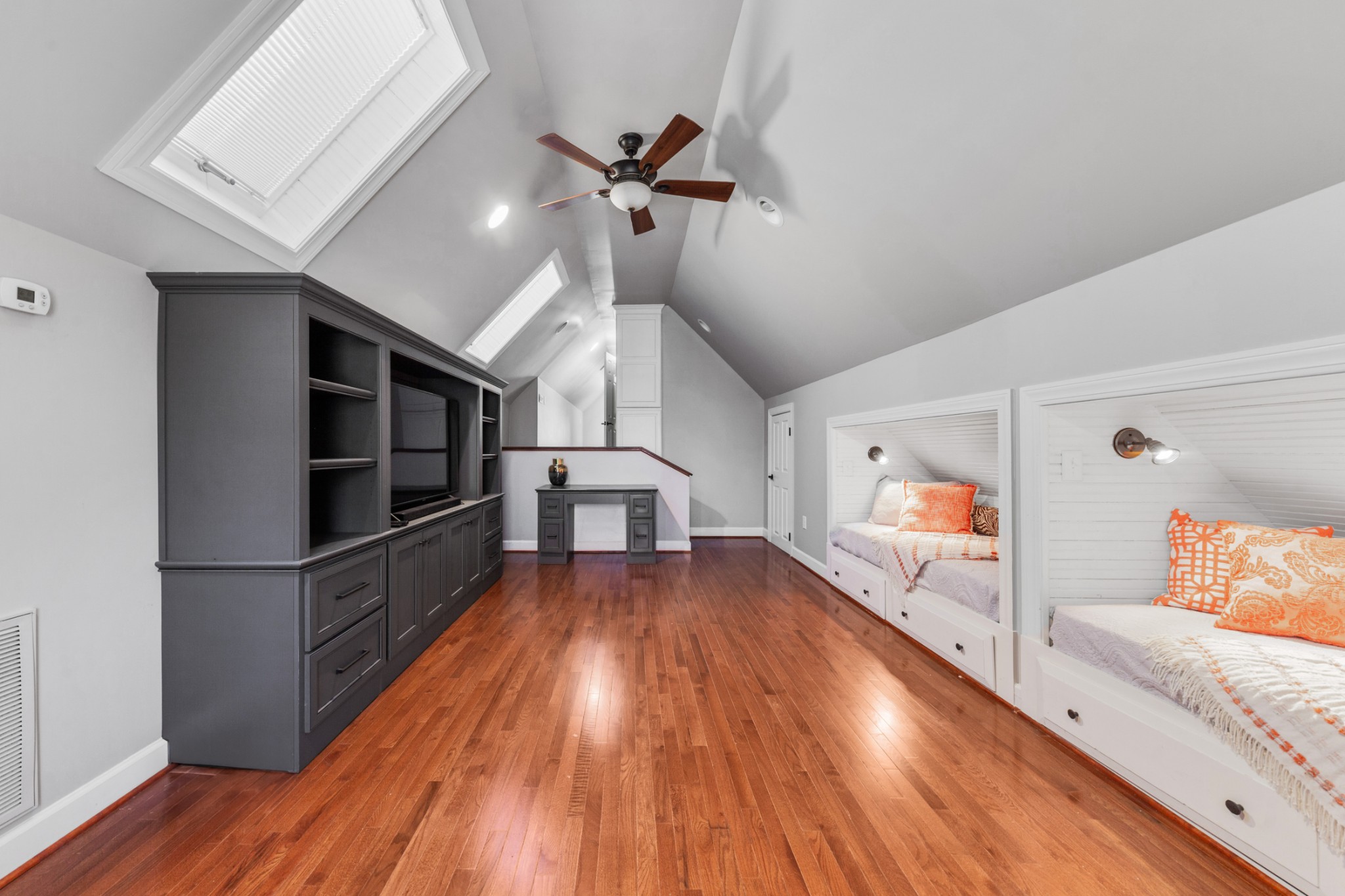 103 Wellesley Pl Property Photo 78