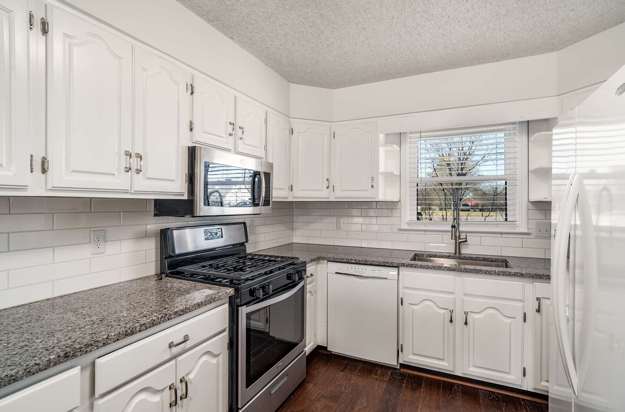 2651 Crosspark Dr Property Photo 16