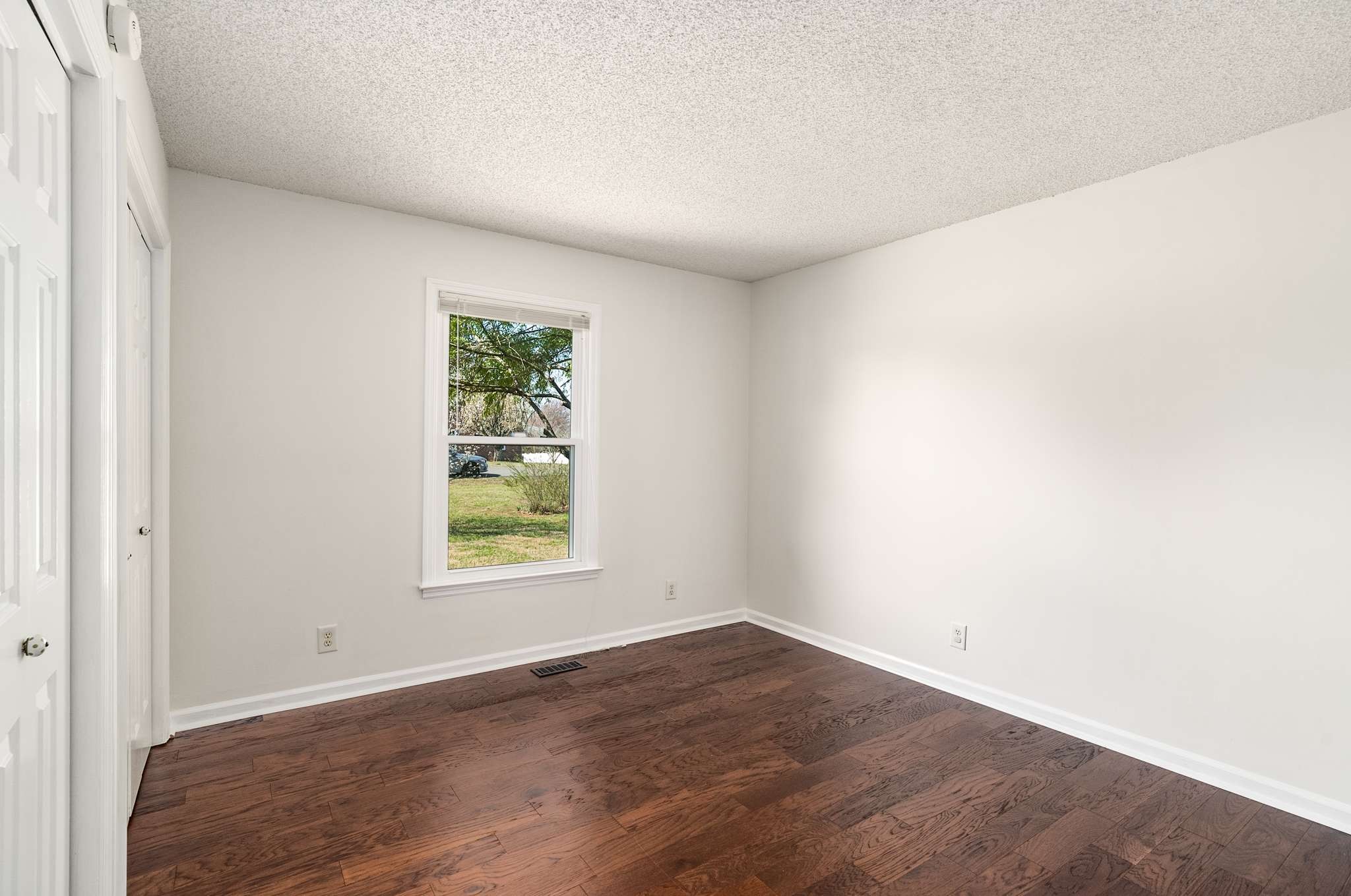 2651 Crosspark Dr Property Photo 28