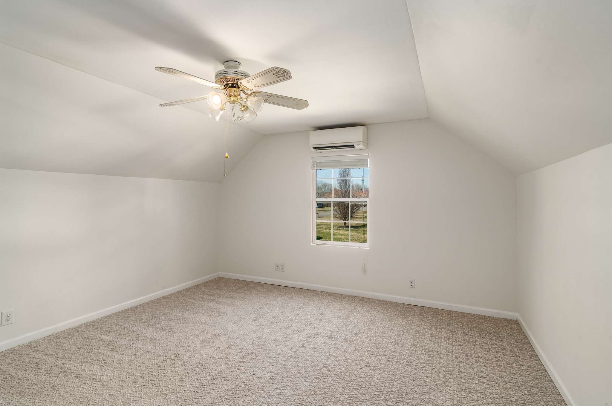 2651 Crosspark Dr Property Photo 33