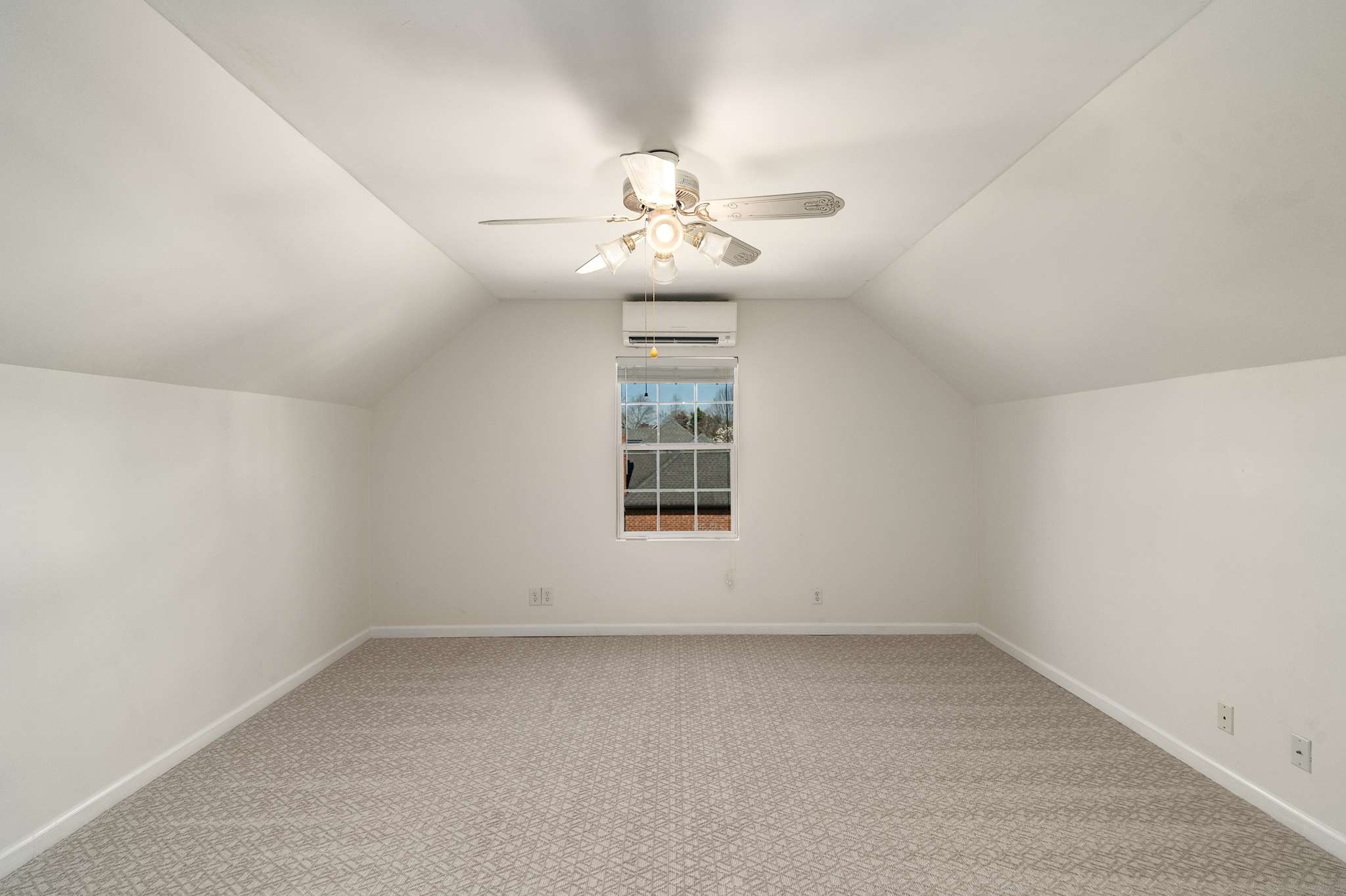 2651 Crosspark Dr Property Photo 34