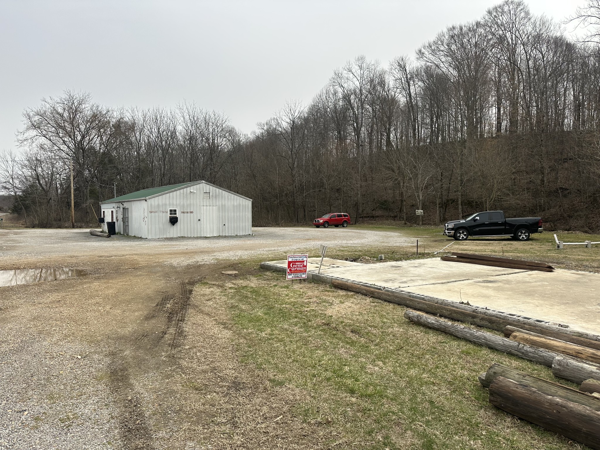 6123 Gamaliel Rd Property Photo 3