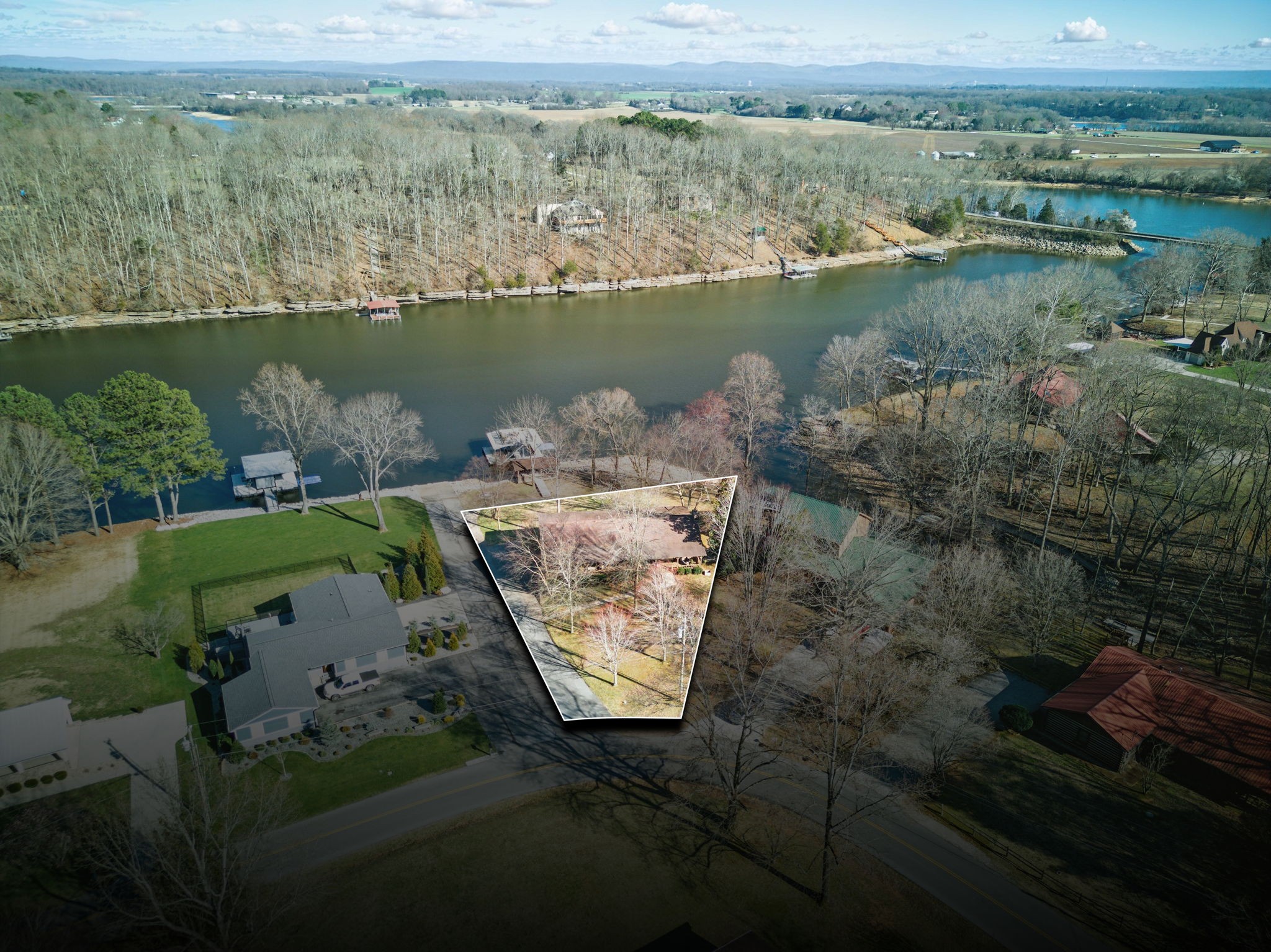 340 Hillwood Dr Property Photo