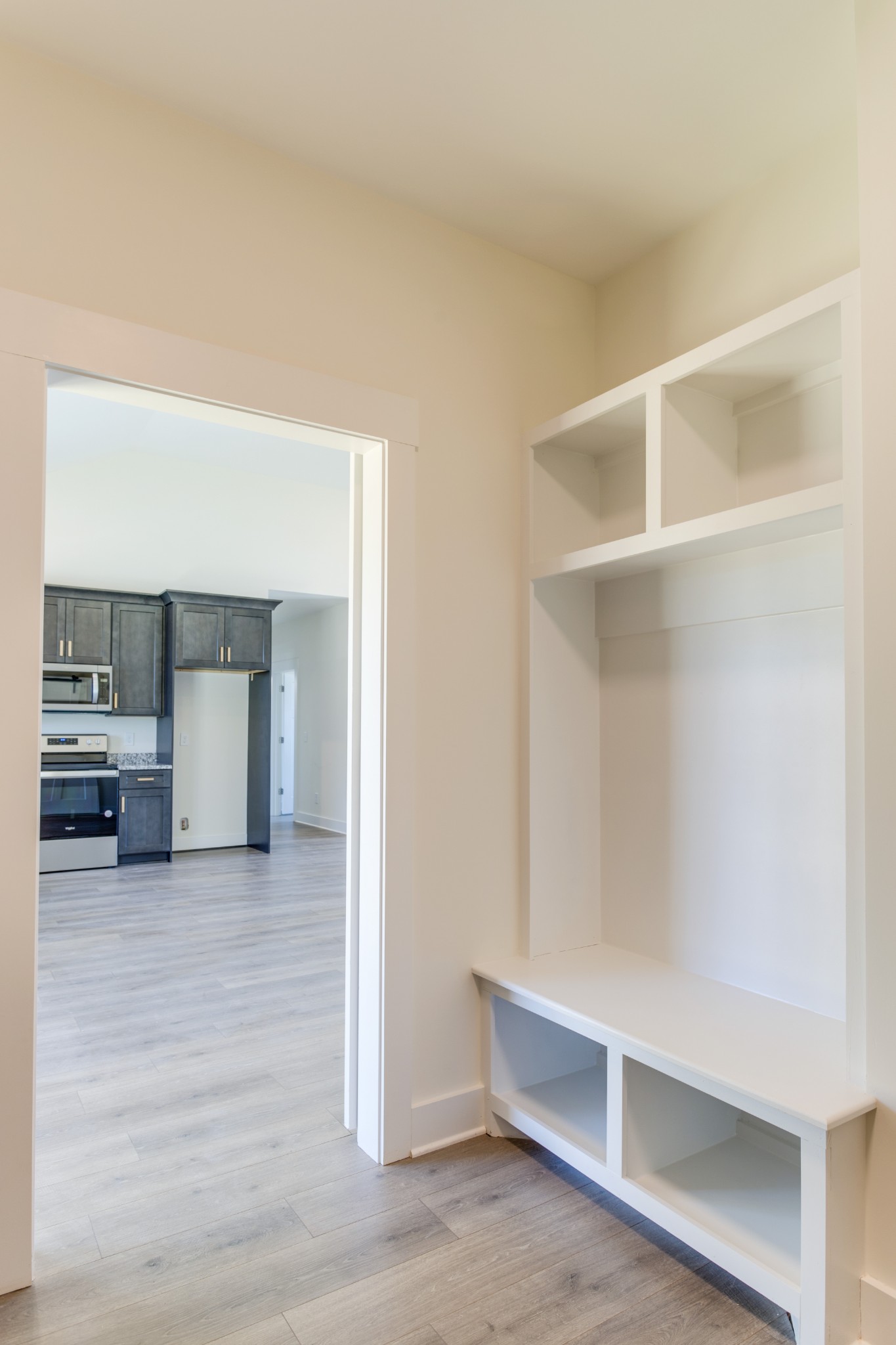 1004 Willow Way Property Photo 18