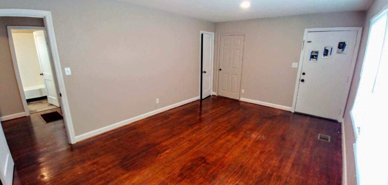 746 Curve Street Property Photo 19