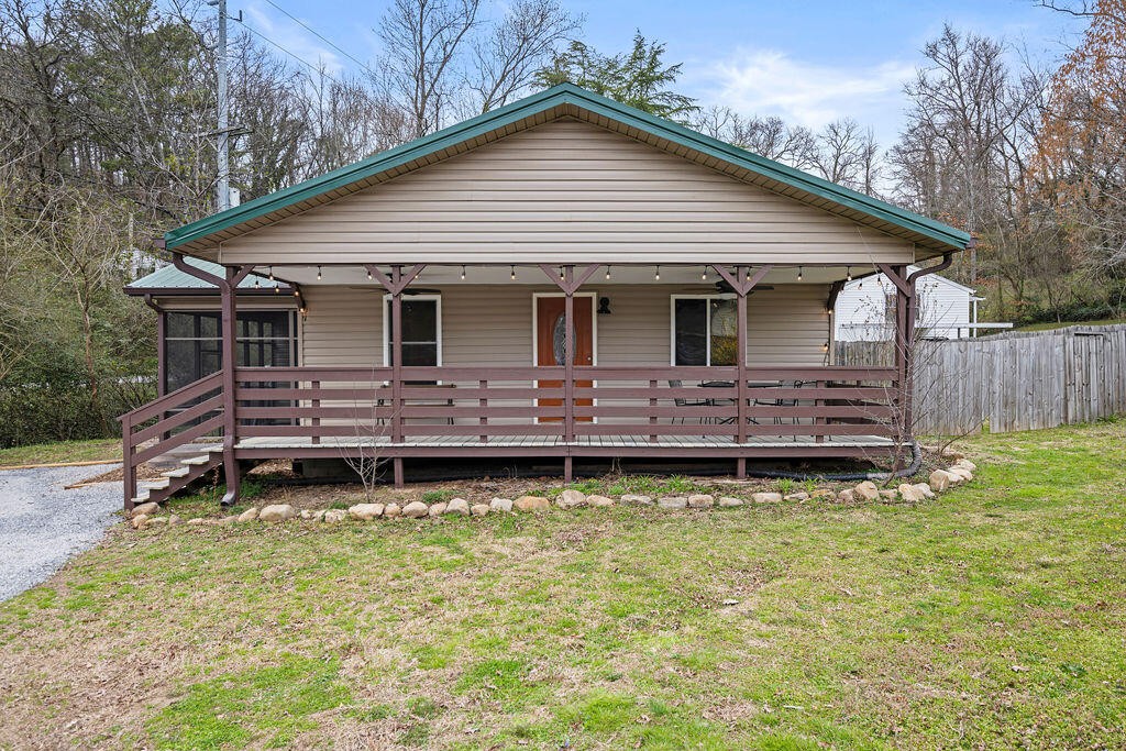 2601 Berkley Drive Property Photo