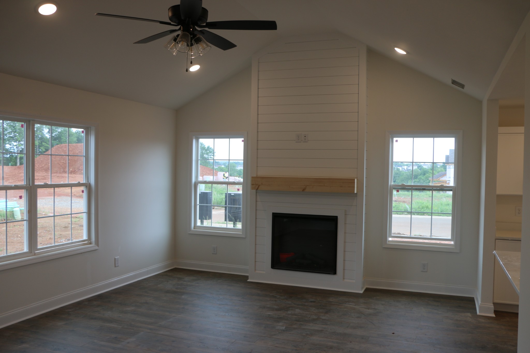 217 Ringgold Property Photo 5