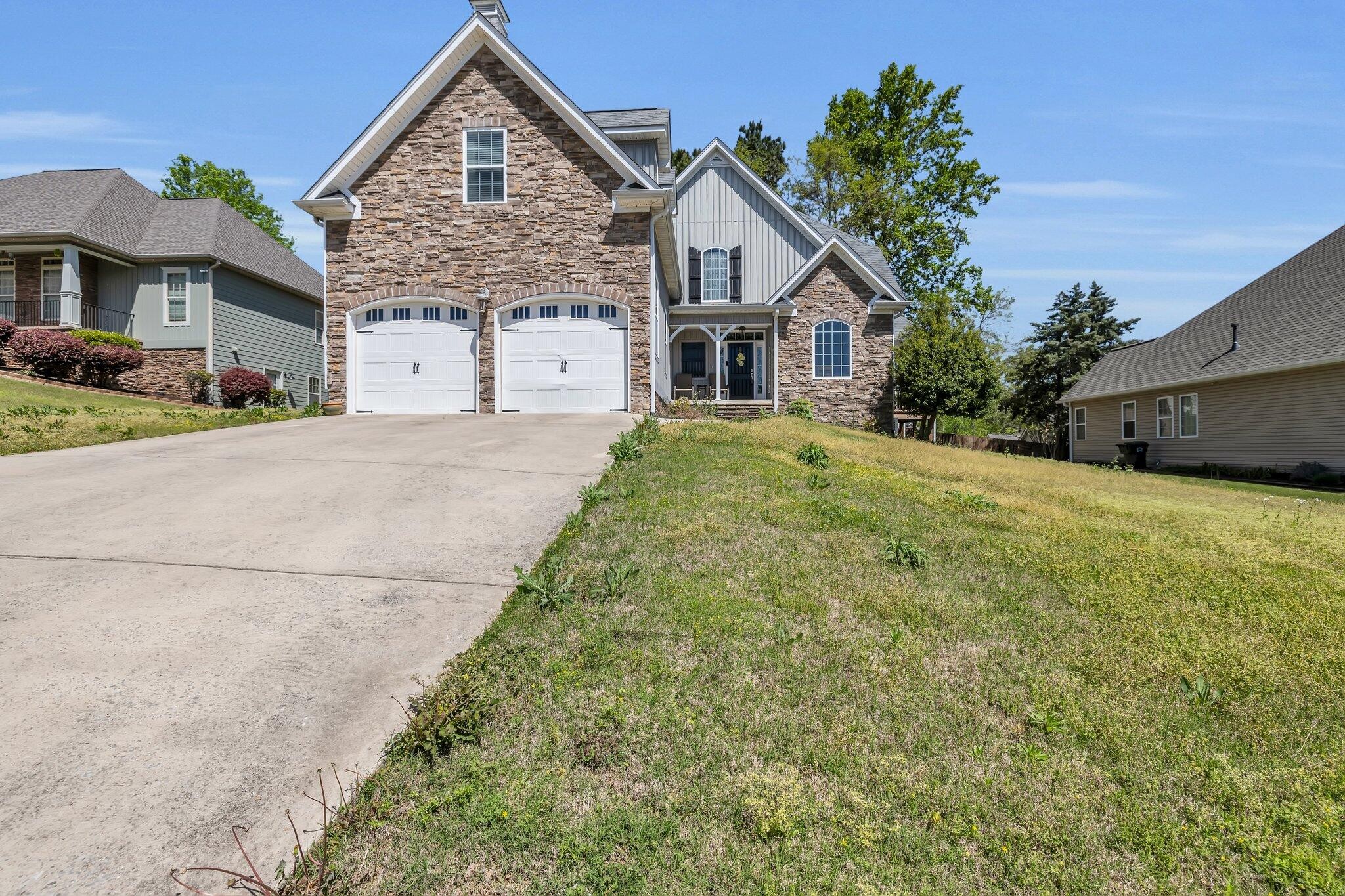 129 Canyon Trail Property Photo