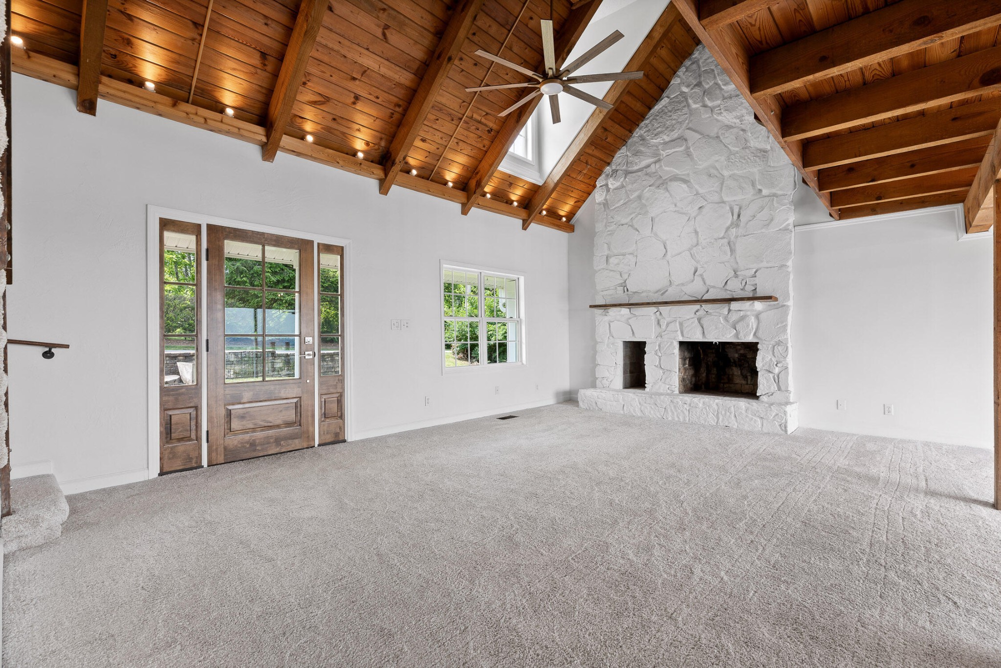 410 Whitehall Road Property Photo 12