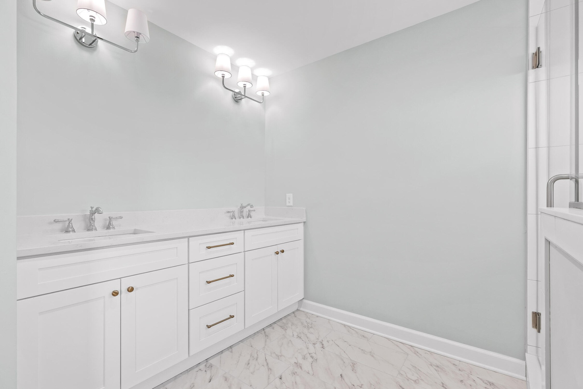 410 Whitehall Road Property Photo 14