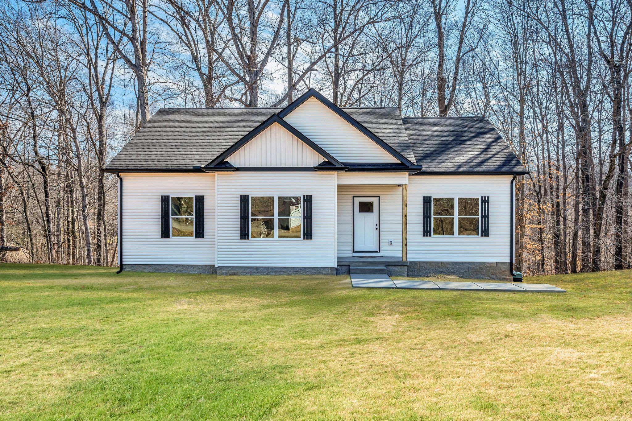 998 Jordan Circle Property Photo 1
