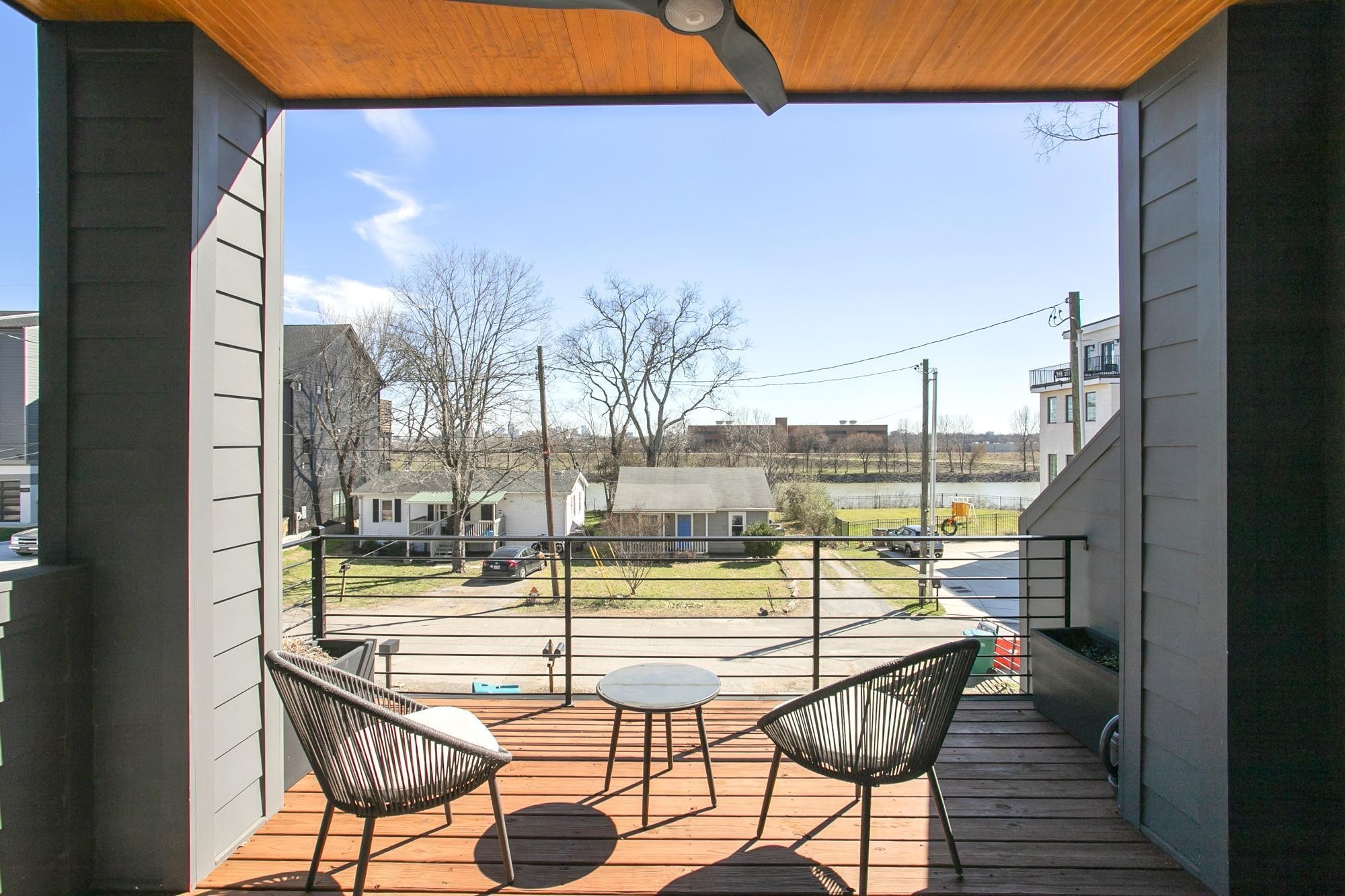 1027 Alice St Property Photo 10