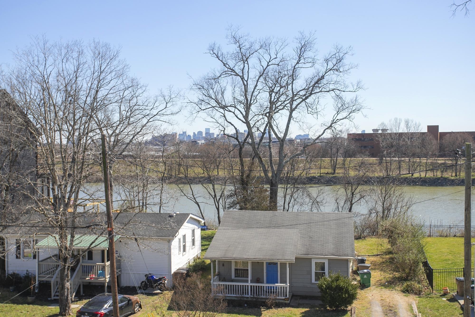 1027 Alice St Property Photo 11