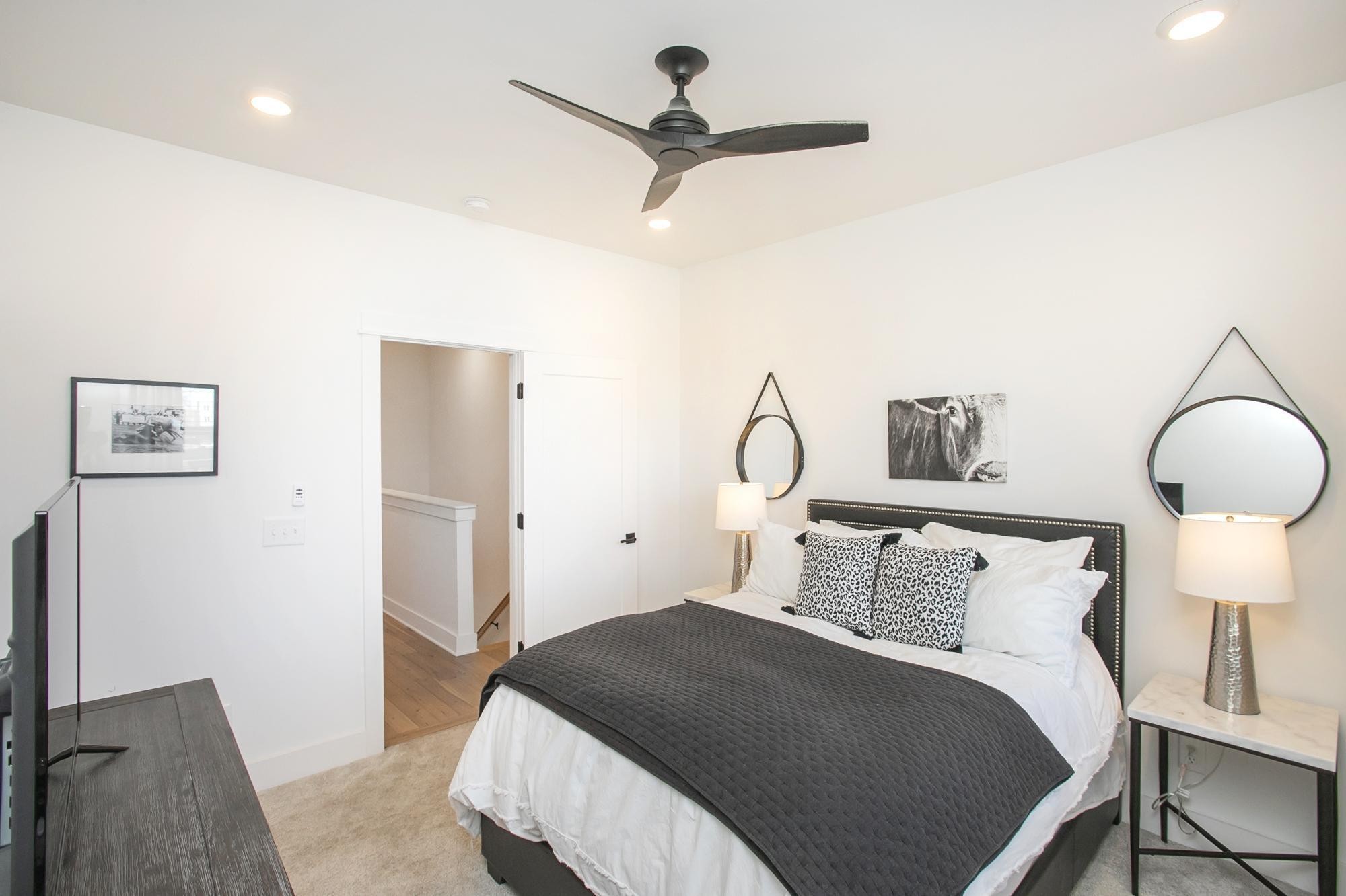 1027 Alice St Property Photo 18