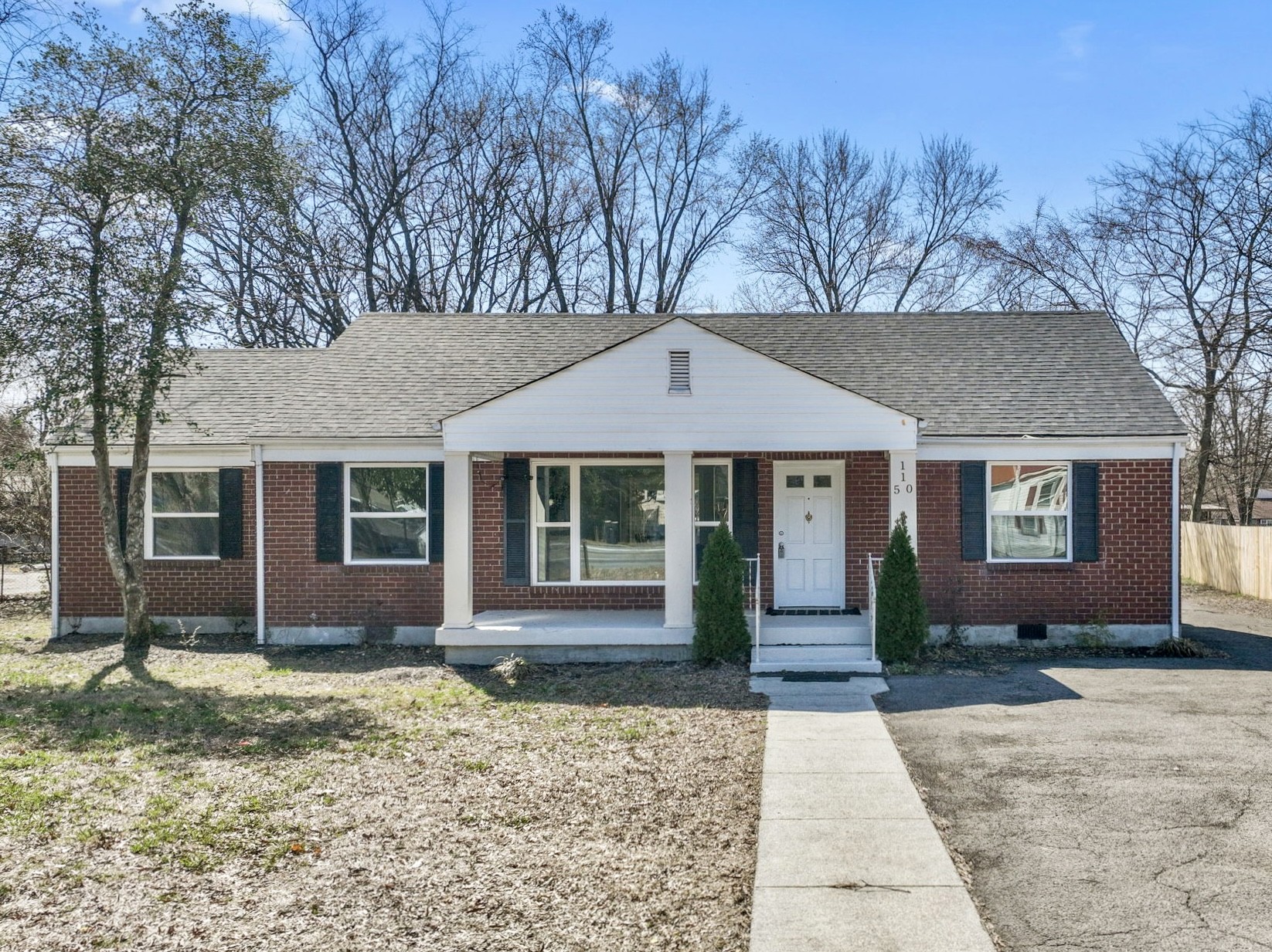 1150 E Clark Blvd Property Photo
