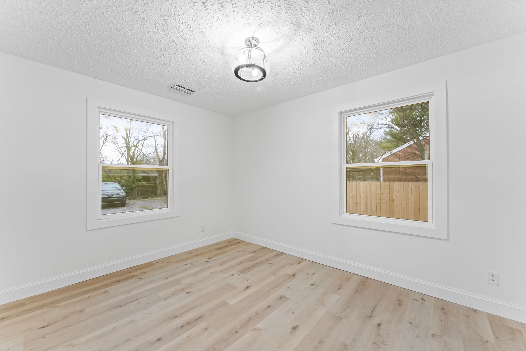 1150 E Clark Blvd Property Photo 25