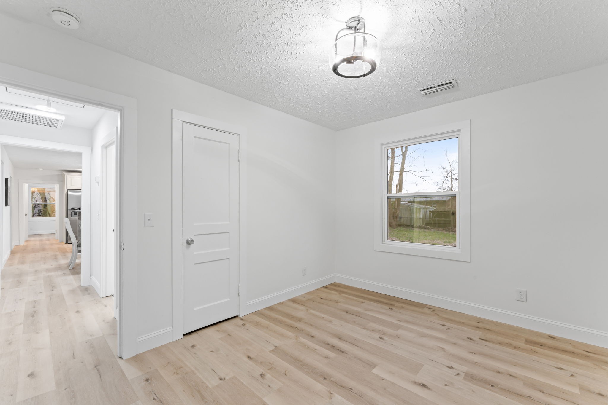 1150 E Clark Blvd Property Photo 26